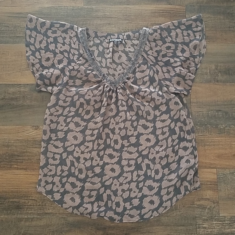 Leopard print tee